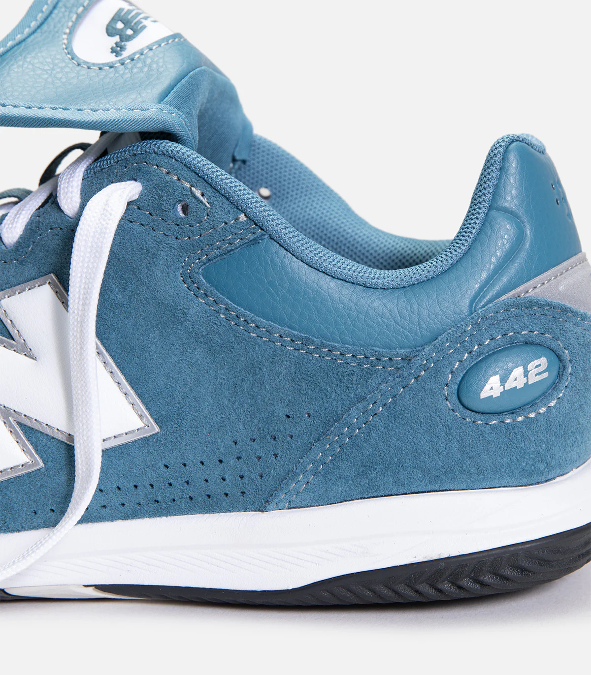 New Balance Numeric UN442SMF - Image 3