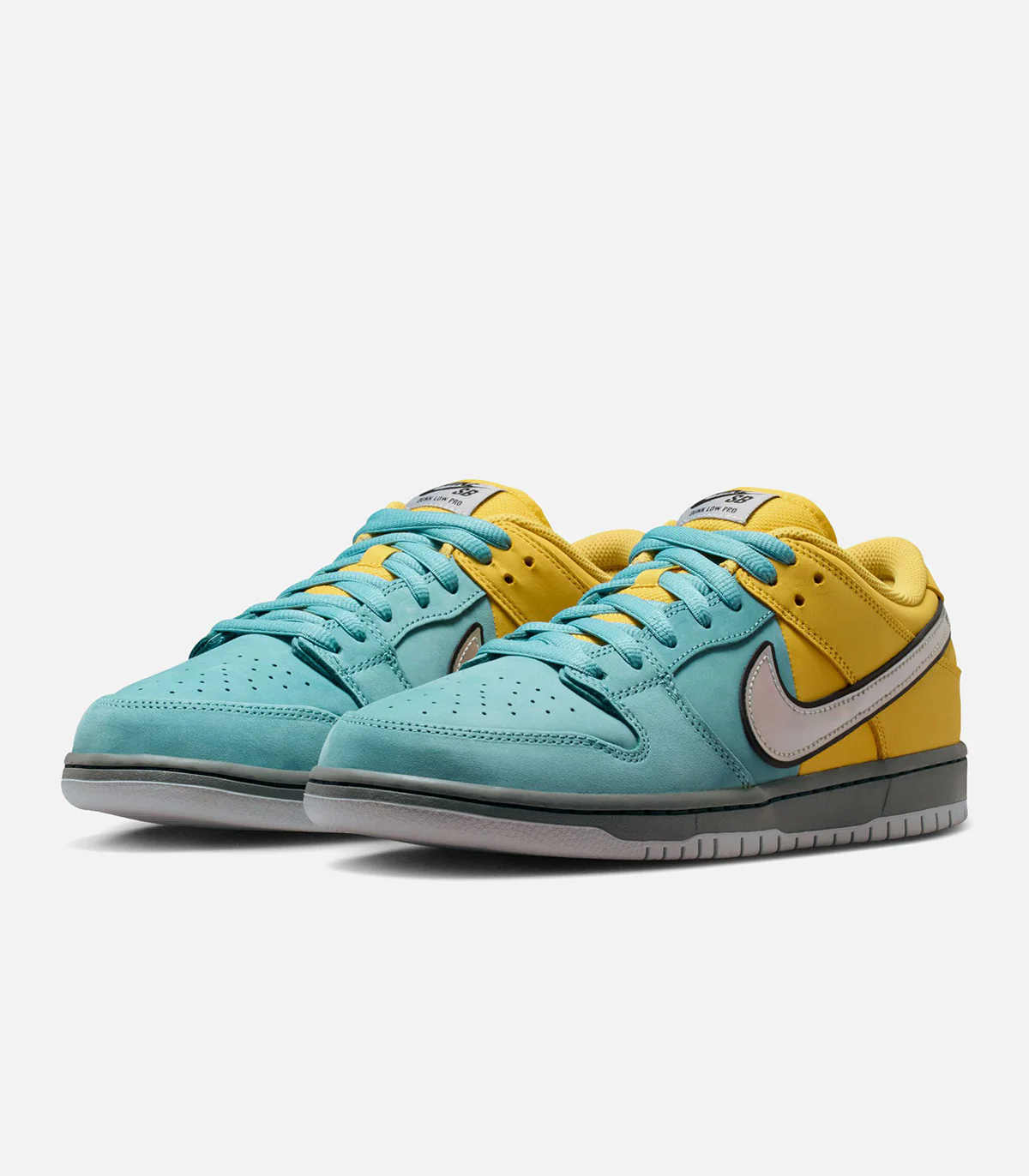 Nike SB "Fast Pass" Dunk Low Pro - Image 2