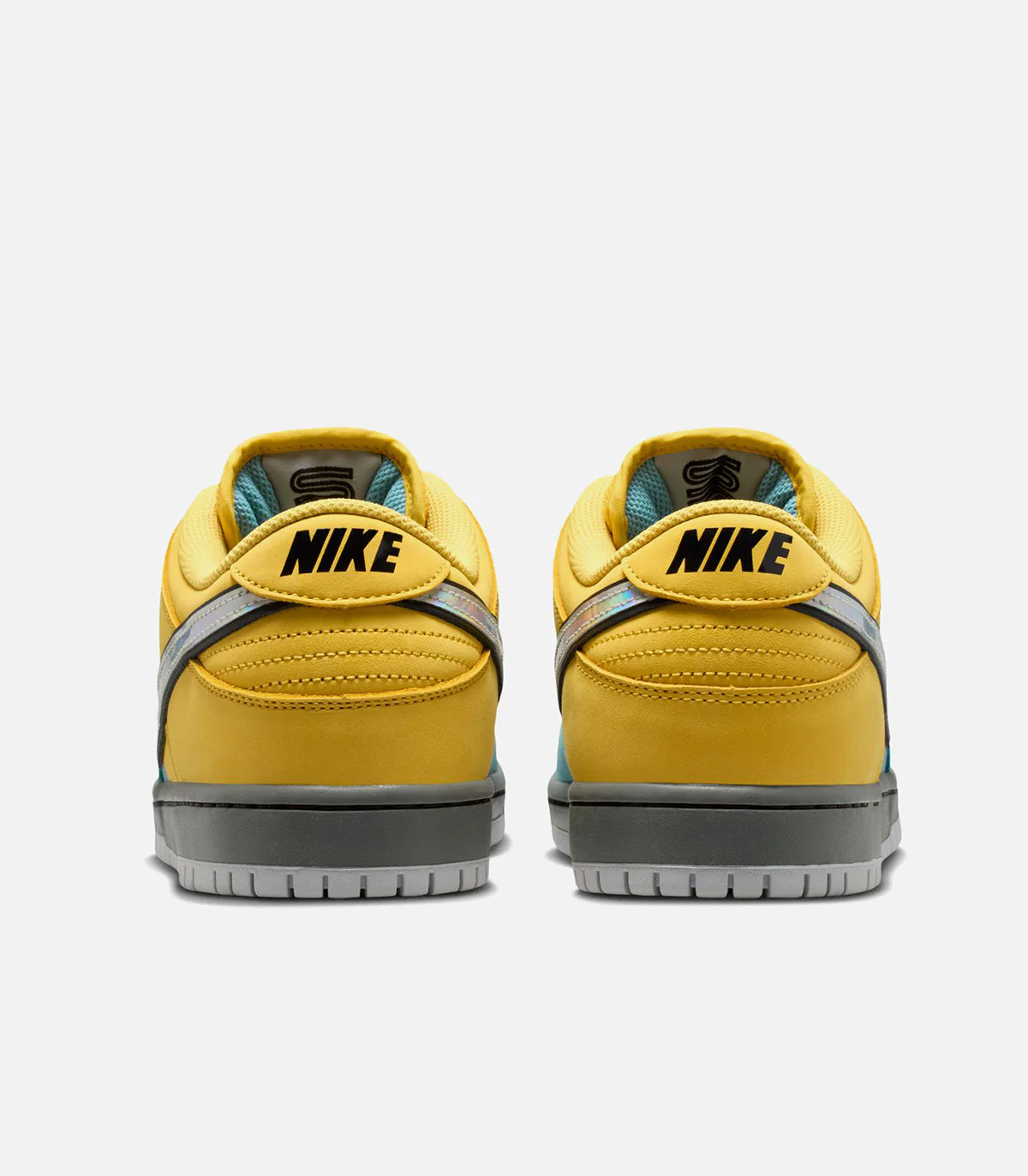 Nike SB "Fast Pass" Dunk Low Pro - Image 4