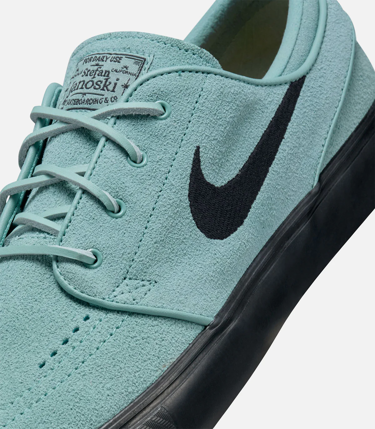 Nike SB Zoom Janoski OG+ - Image 3